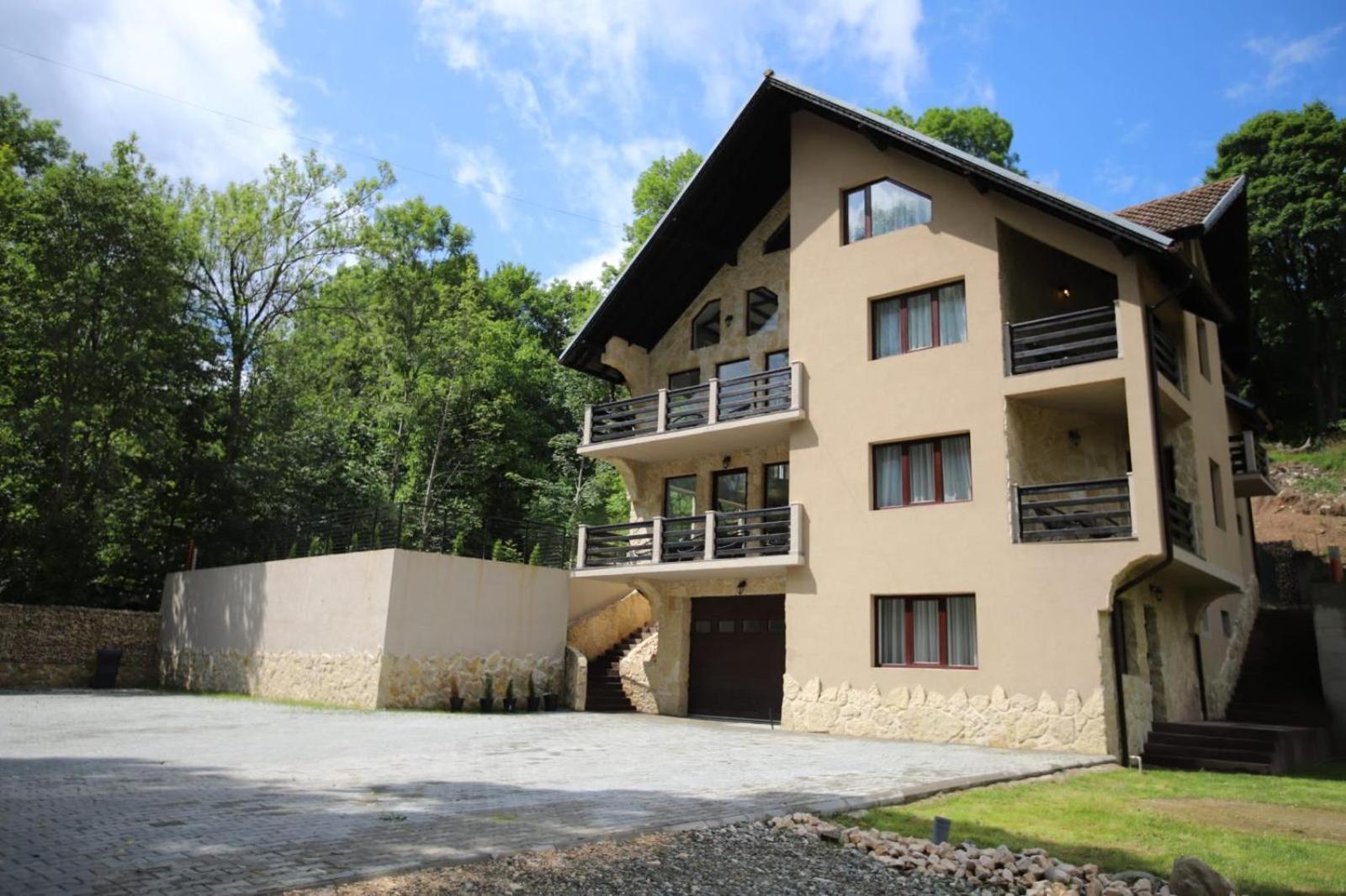 Kassa Villa Bran  Exteriör bild